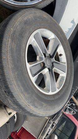 OEM jeep rims 18 inch