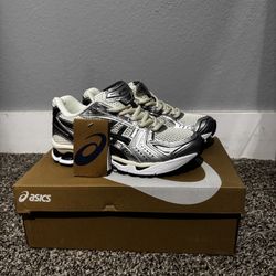 Asics gel-kayano 14