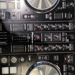 Pioneer DJ DDJSR DJ Controller
