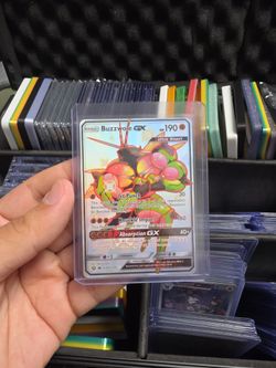 Buzzwole GX SV68/SV94 Pokémon Card