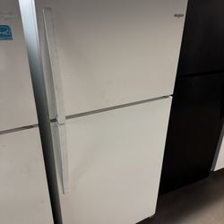 Whirlpool White Refrigerator Apartment Size 
