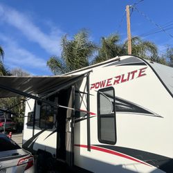2019 Pacific Coach Works Powerlite 22FS