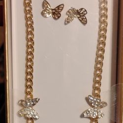 Butterfly fashion jewelry 