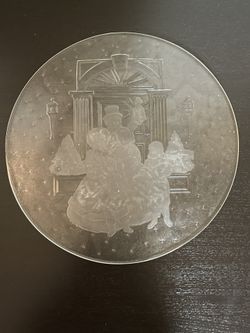 *~* ROUND HOSTESS PLATTER MADE BY LE SMITH IN THE CAROLERS PATTERN 