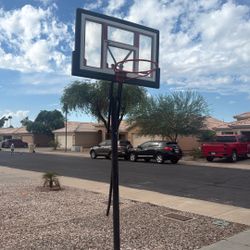 Basketball hoop