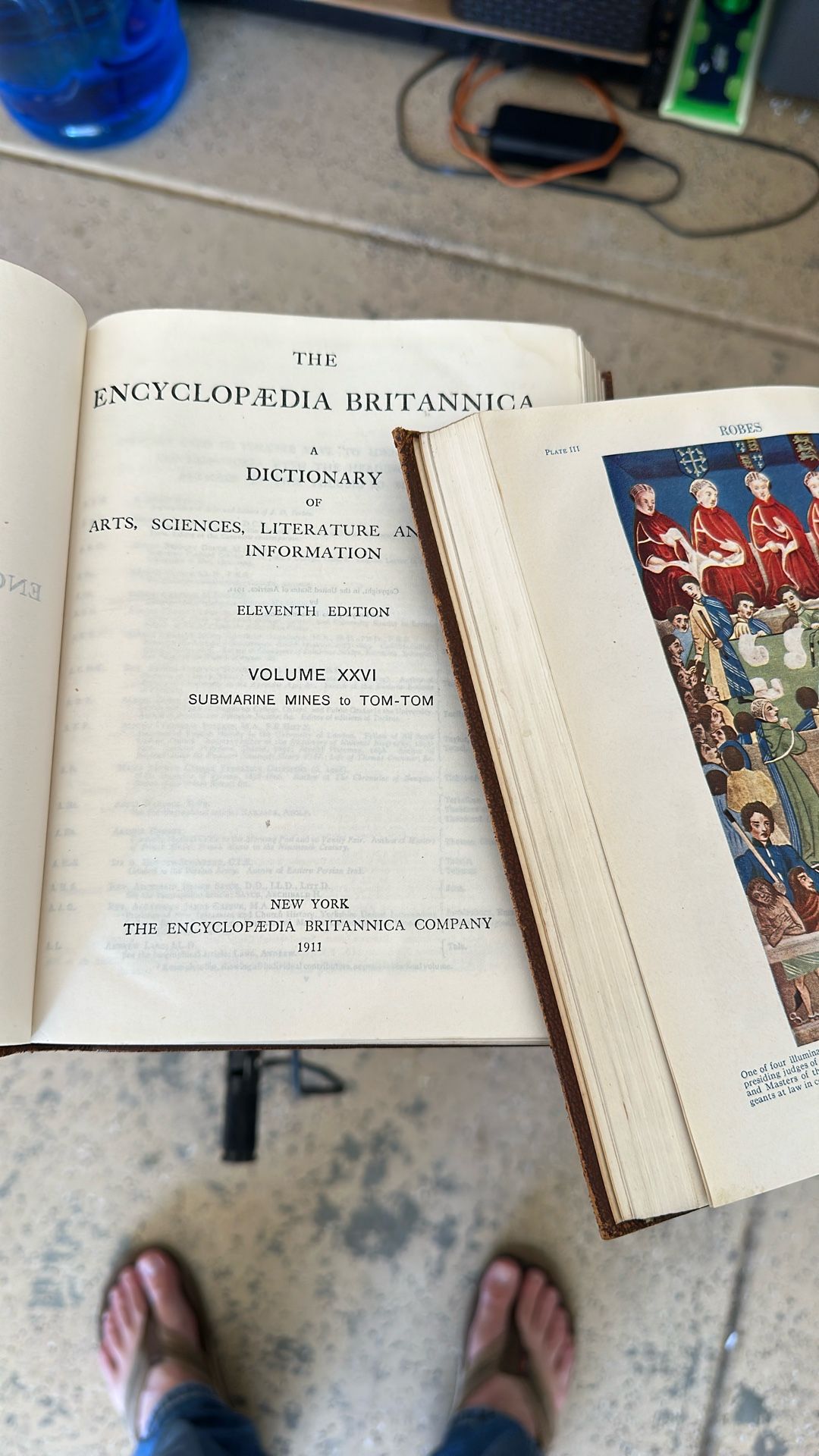 Antique Set 1911 Encyclopedia Britannica 29 Volumes