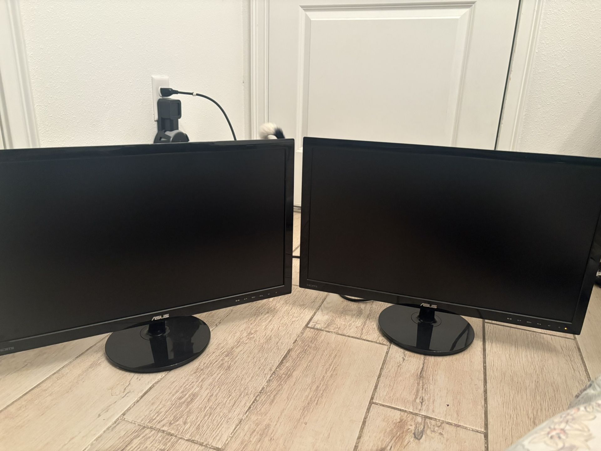 ASUS 24” HDMI SET OF 2 Monitors 2020