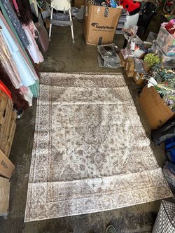 Vintage Style Distressed Medallion Area Rug 88”x62”