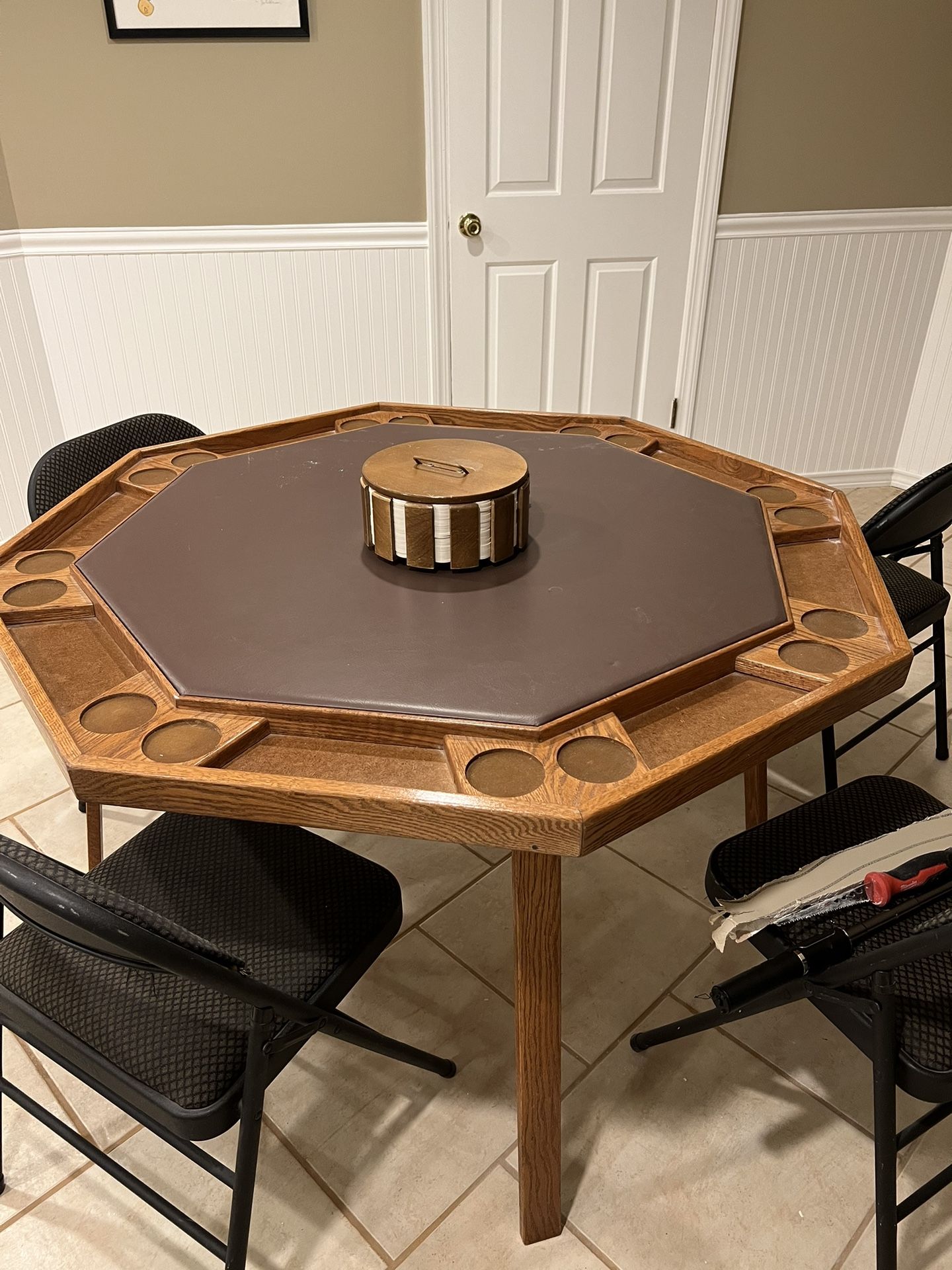 Poker Table And Chips for Sale in Bridgewater Township, NJ OfferUp