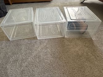 Plastic Shoe/Storage boxes with magnetic close