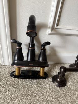Moen Oil-Rubbed Bronze Bathroom Faucet