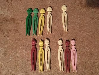 Lot Of 11 Rogers Clean And Grip Clothes Pins Boy Dog Grandma Lady
