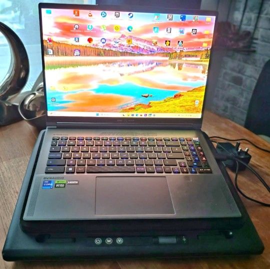 MSI Stealth 16 Mercedes-AMG 