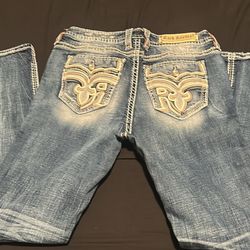 Women’s Size 33 Rock Revival Yucca Boot Cut Jeans 