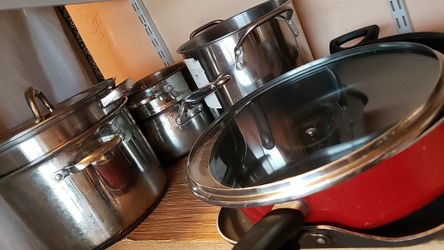Pots and pans 10each or 55 for all