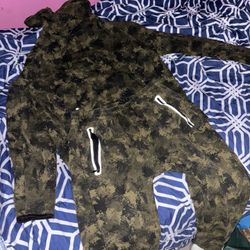 Old Navy Camo Hoodie & Joggers Set