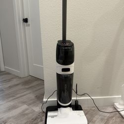 Roborock Cordless Vacuum And Mop - Dyad Pro