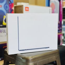 MacBook Air M3 Chip 13 Inch 1TB