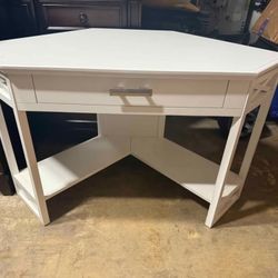 Corner Desk