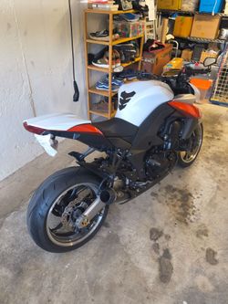 2010 Kawasaki z1000