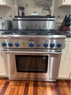 Thermador professional stove/range