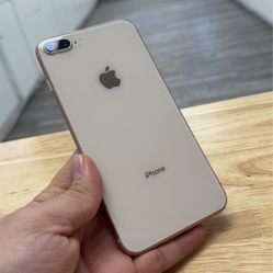 iPhone 8 Plus 