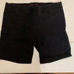 Black Denim Stretchy Shorts —size XL (15-17)