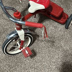 Radio Flyer Metal Tricycle 