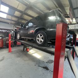 Alignment and vehicle lift for sale asking $1000 .. Everything works on it. We are currently using it , But are getting a New one .