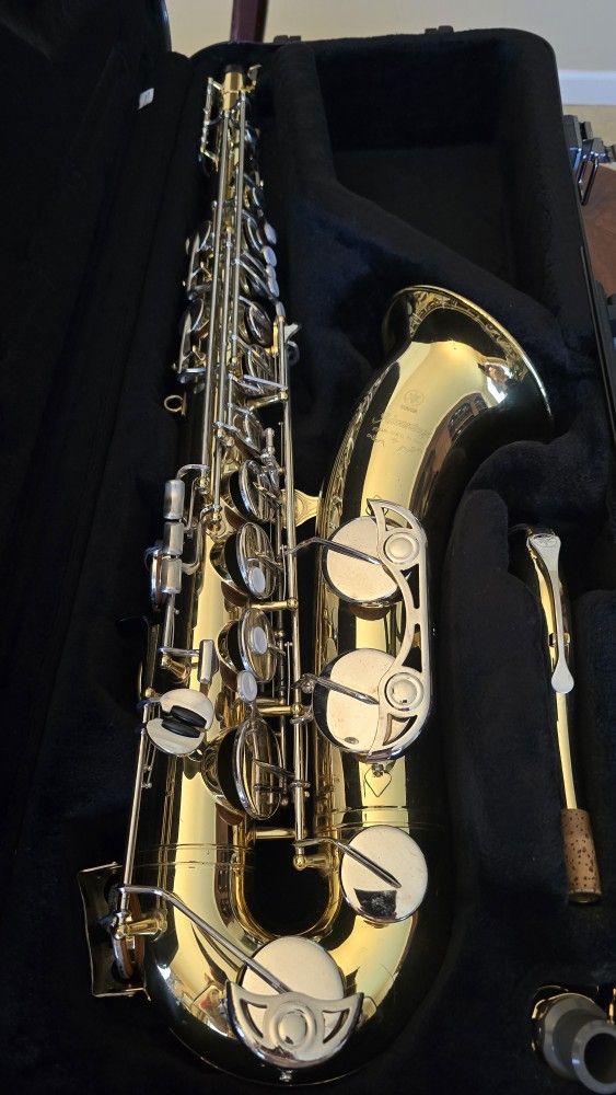 Yamaha Tenor Saxophone