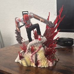 Chainsaw man figure