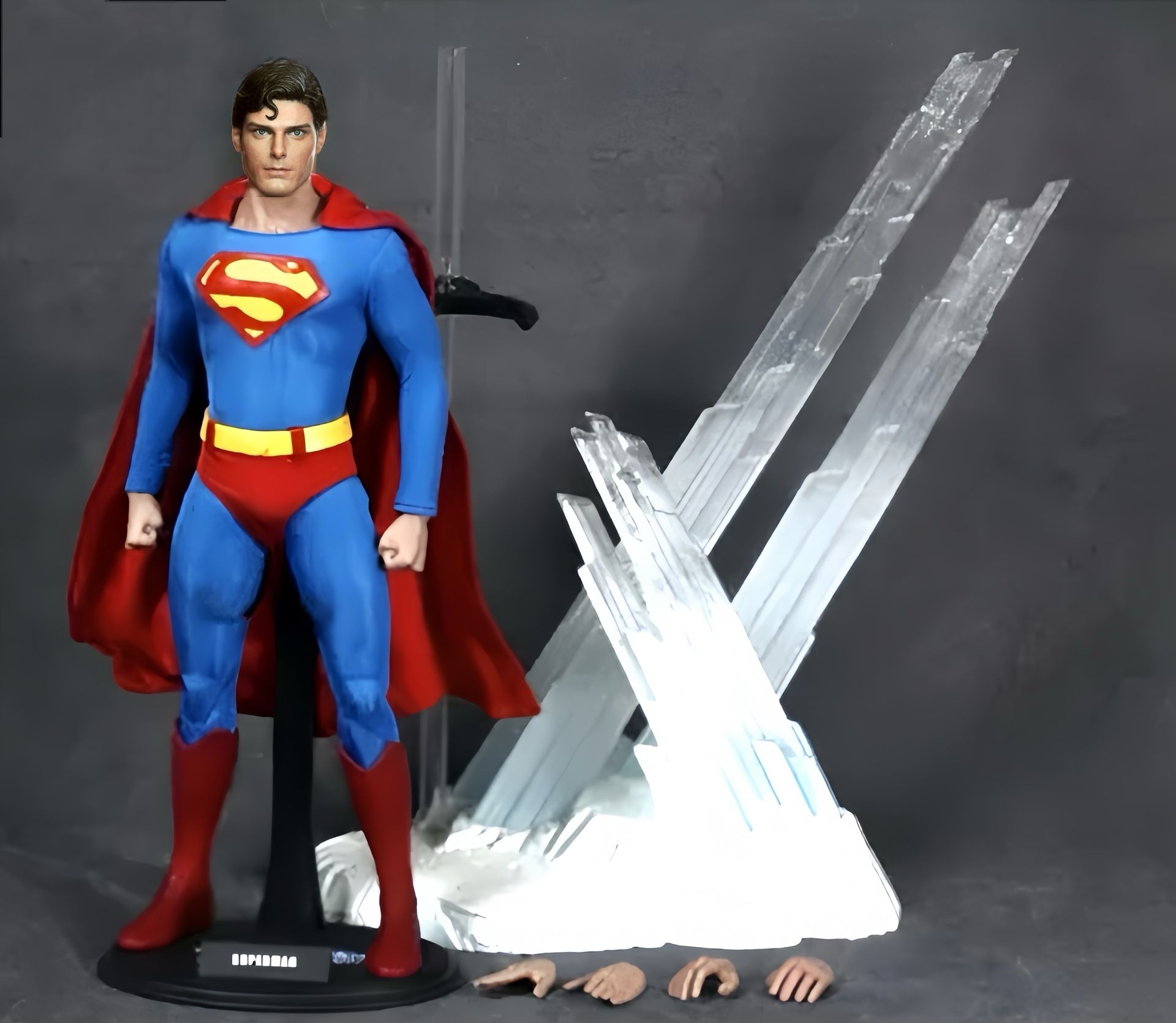 Hot Toys Sideshow MMS152 Superman 1978 Movie 1/6 Christopher Reeve Rare 2011 Figure