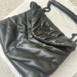 Steve Madden Black Quilted Shoulder Bag