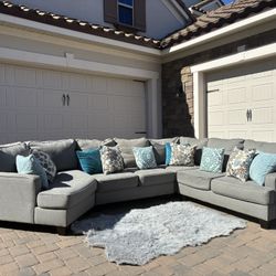 Beautiful Cozy Family Sectional Sofa 