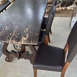 Dining table With Four Chairs