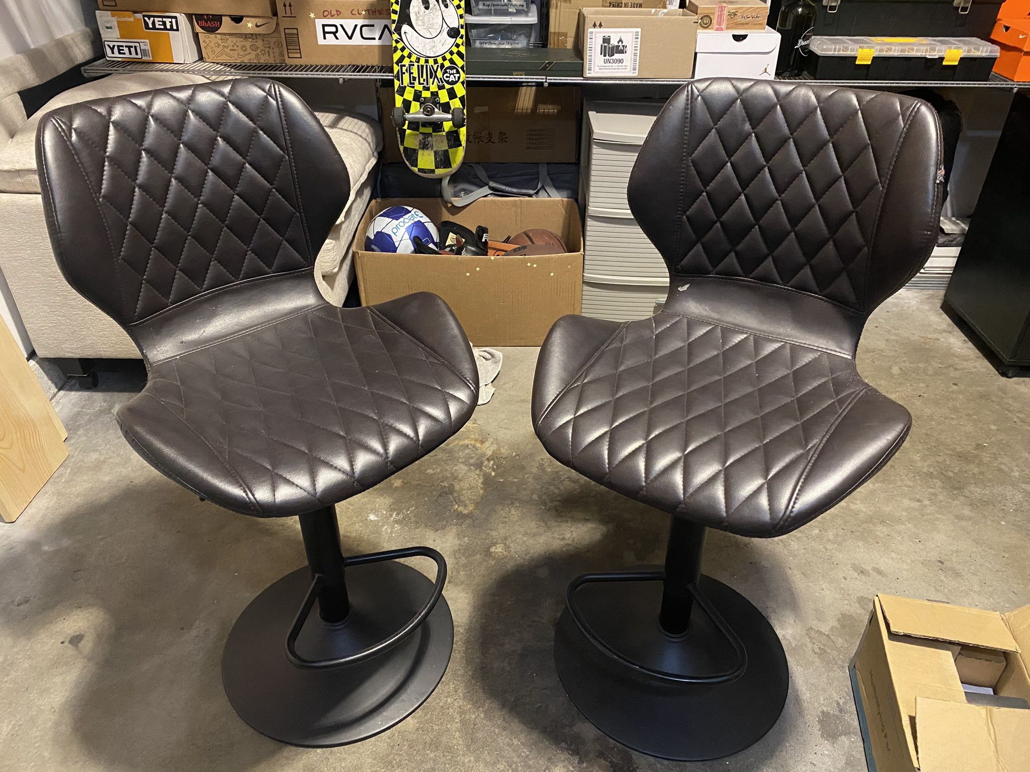 2 Leather adjustable swivel rotating bar stools