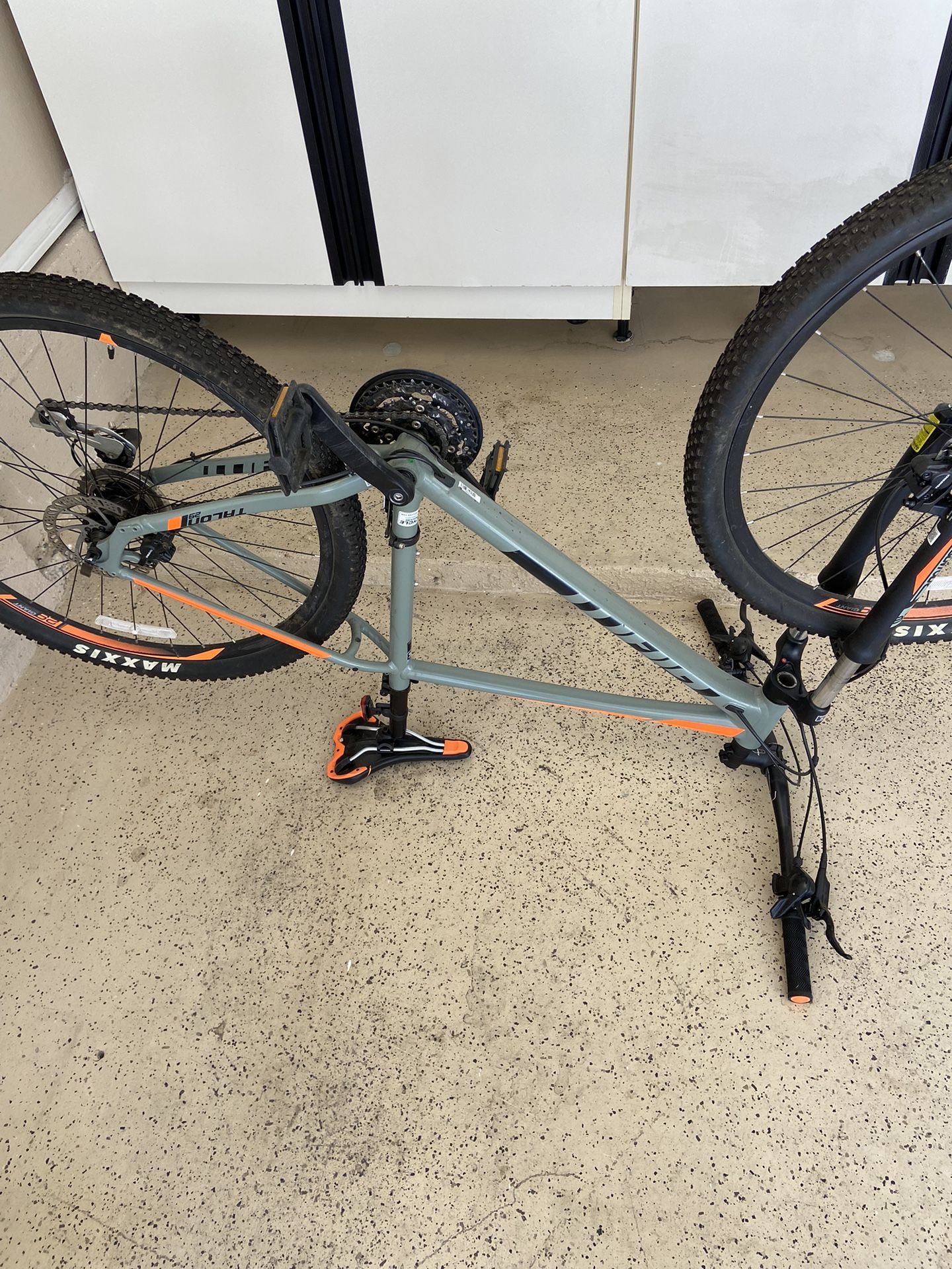 Giant mountain Bike