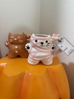 CUTE CAT MUGS X2