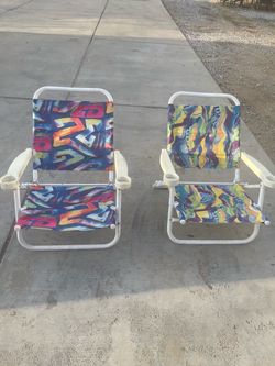 Set of 2 Folding Beach Chairs with Cup Holders