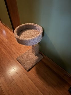 Cat Tree Like New