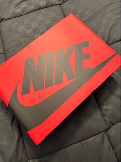 Air Jordan 1 High OG “Satin Bred” in original box