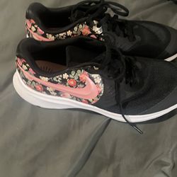 Nike  sz 7y