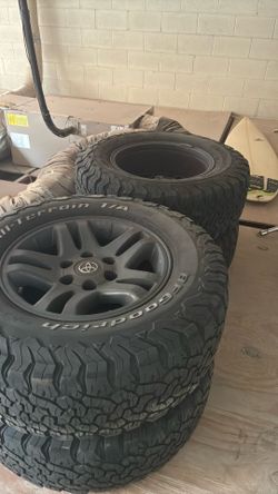 Toyota Tundra Wheels