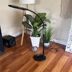  Magnifying LED  Lamp with Flexibility & Durability, 3 in 1 LED Glass Magnifier, Work Light for Hobbies & Reading - Black for aestheticians for eyelas