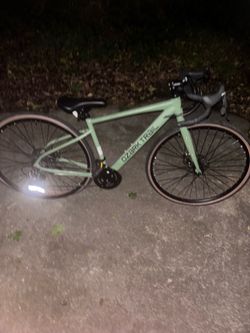 ozark trail  G1 explorer 700 bike