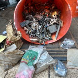 Full Bucket 