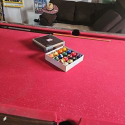 8foot Pooltabel Slatetabel And Poolstiks And Lights For13hundred