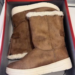 Girl Cat & Jack boots, size 3Y