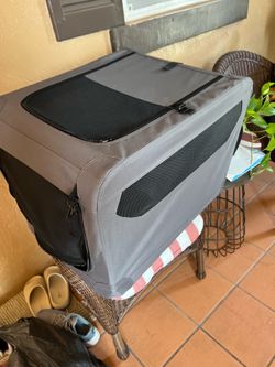 Travel dog foldable crate