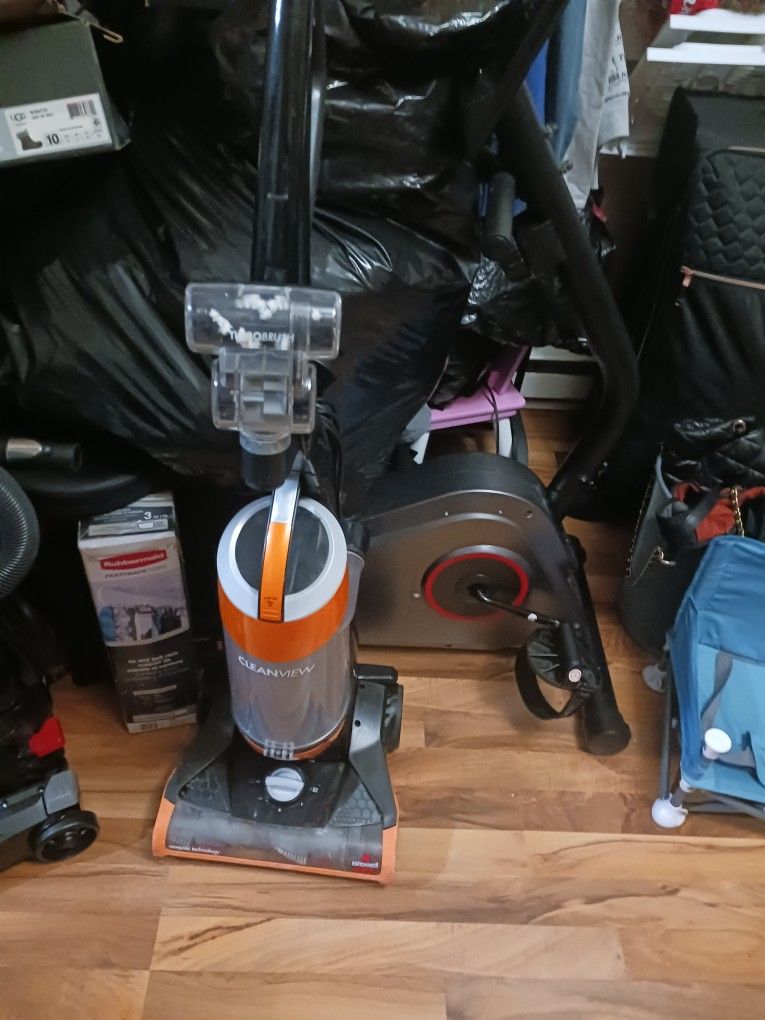 Vacuum Cleaner